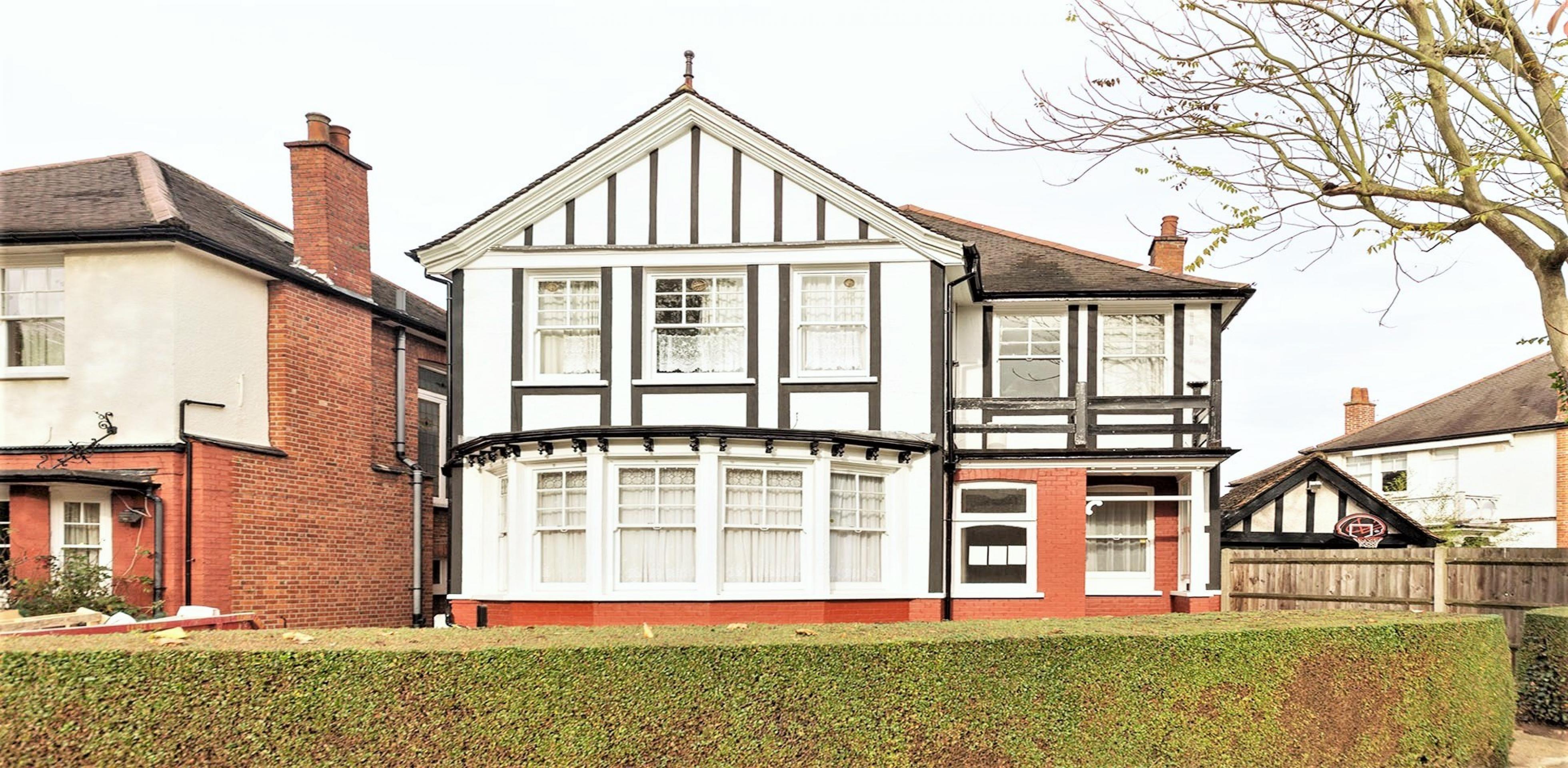 Modern Studio Dartmouth Road, Kilburn NW2